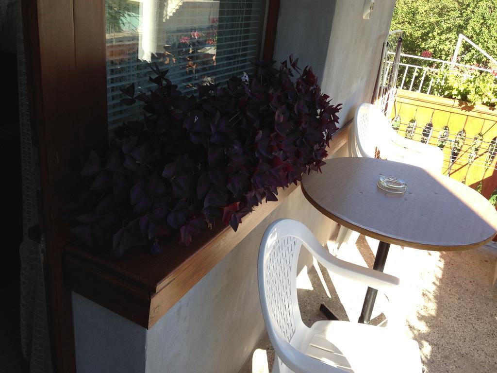 Guest House Lori Тетевен Екстериор снимка